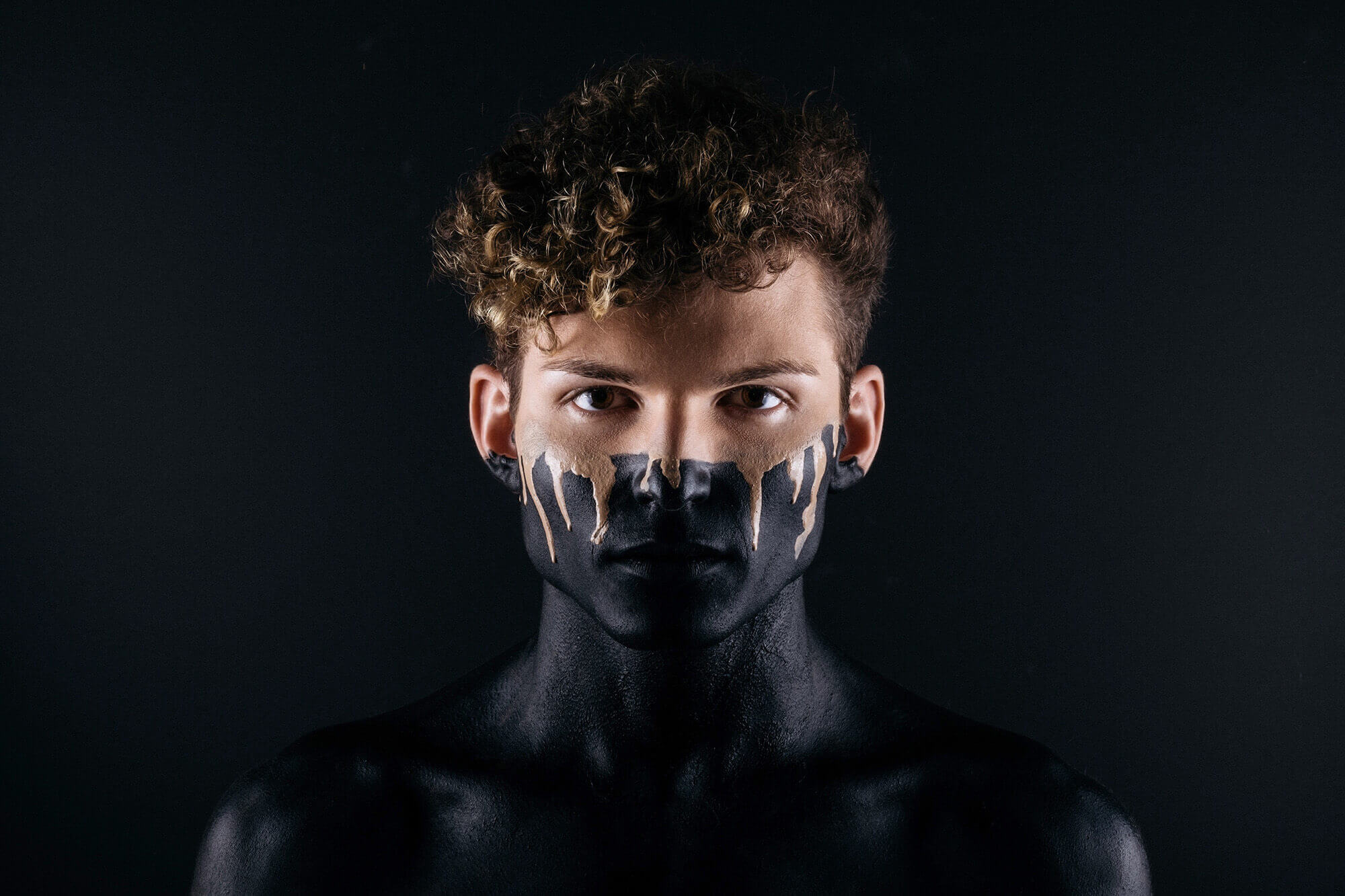 noah-buscher-1-kPytLsVkY-unsplash